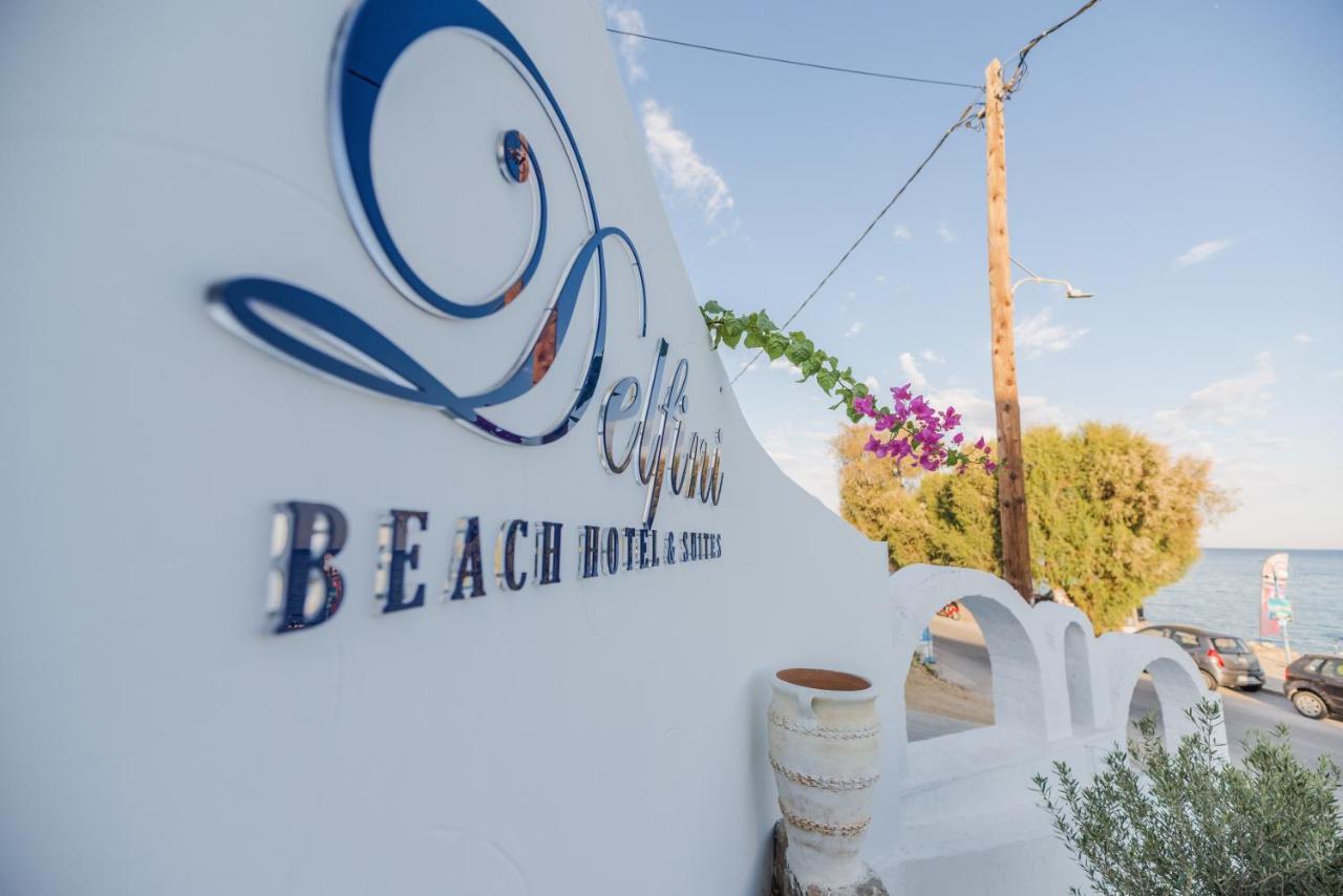 Delfini Beach Hotel